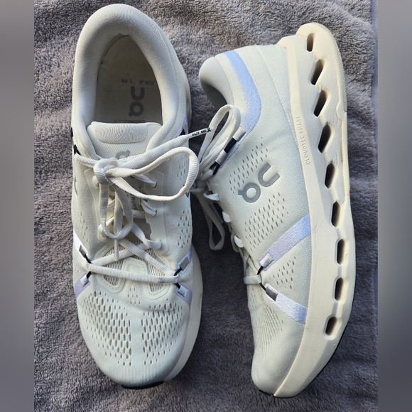On Running Other - On Running White Sneakers